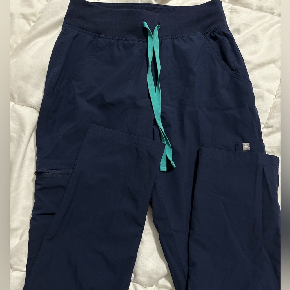 FIGS Navy Yola High Waisted FreeX scrub pants